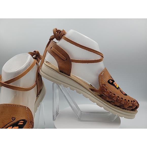 Sandals Women's Huarache Artesanías- Butterfly Embroidery Sandals Size 6 - NEW - Picture 2 of 16
